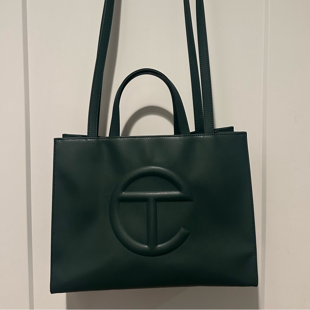Telfar Medium - Picture 8 of 11